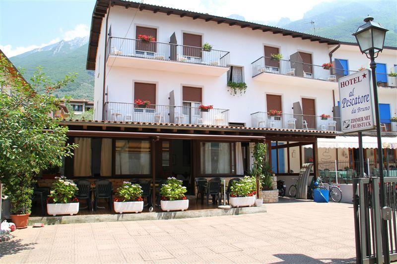 Albergo Al Pescatore Brenzone Extérieur photo