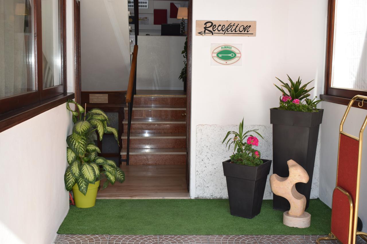 Albergo Al Pescatore Brenzone Extérieur photo