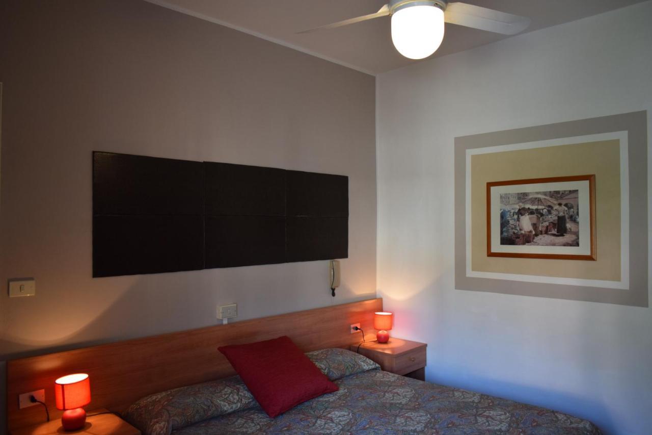 Albergo Al Pescatore Brenzone Extérieur photo
