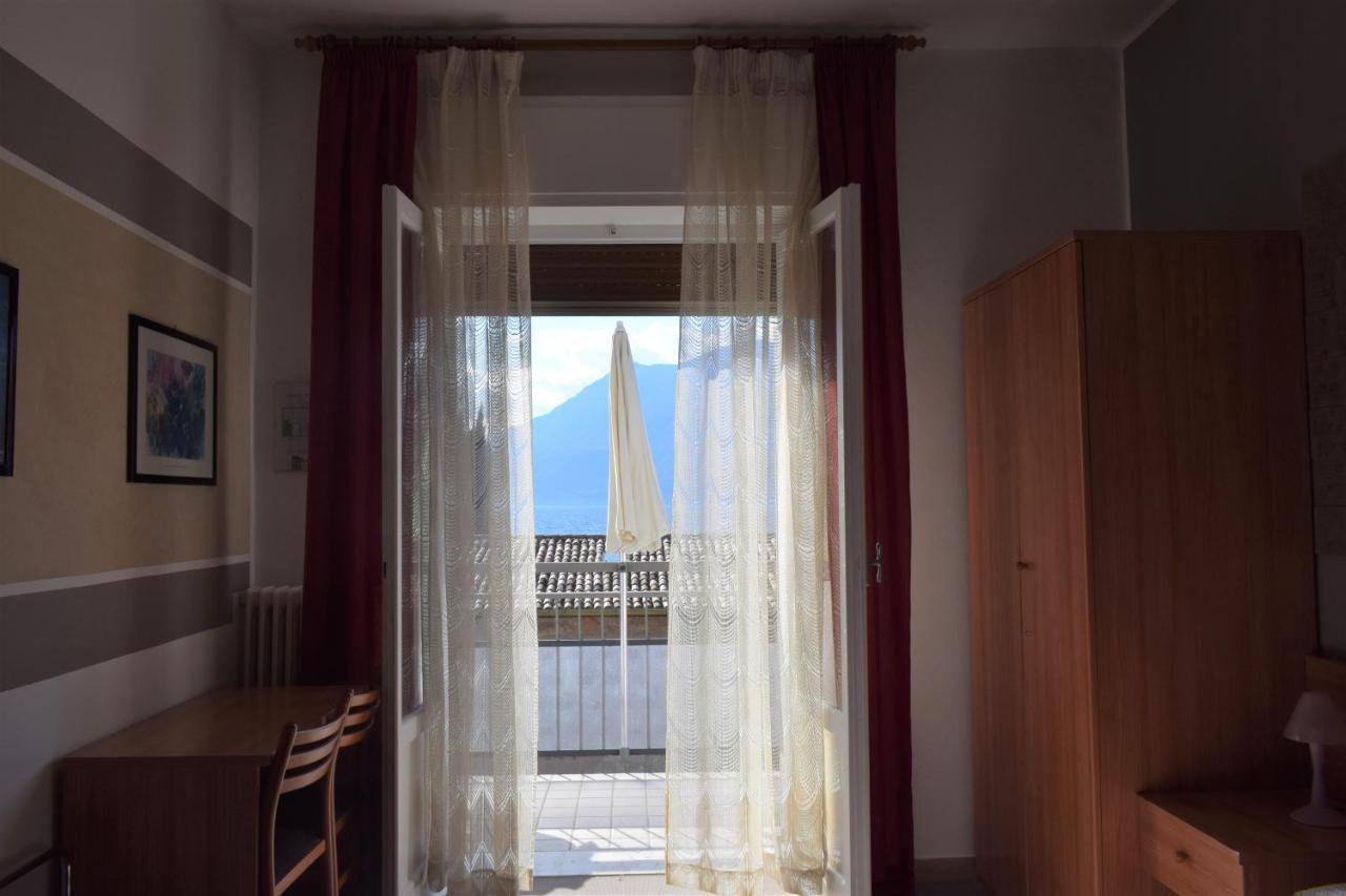Albergo Al Pescatore Brenzone Extérieur photo
