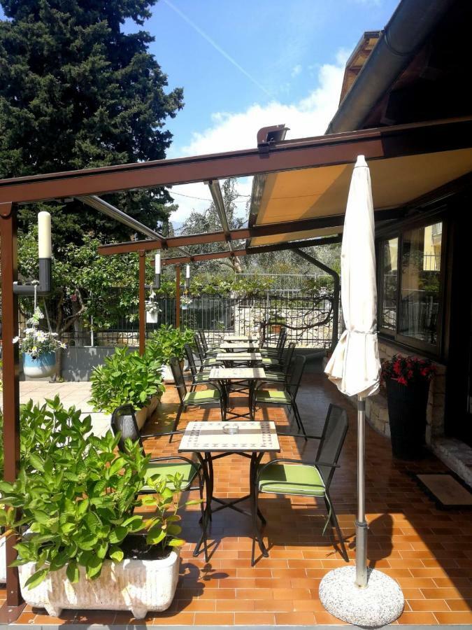 Albergo Al Pescatore Brenzone Extérieur photo