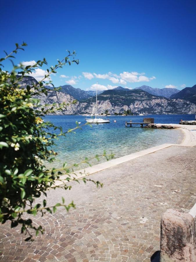 Albergo Al Pescatore Brenzone Extérieur photo